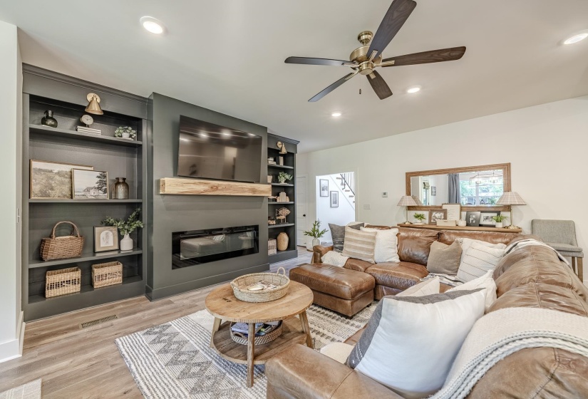 265 ISLAND VIEW DR, Counce, Tennessee 38326, 4 Bedrooms Bedrooms, 10 Rooms Rooms,3.1 BathroomsBathrooms,Residential,For Sale,ISLAND VIEW,10219375