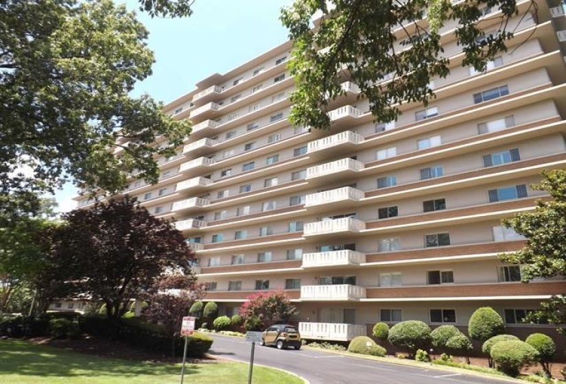 1960 PARKWAY AVE, Memphis, Tennessee 38112, 1 Bedroom Bedrooms, 3 Rooms Rooms,1 BathroomBathrooms,Residential,For Sale,PARKWAY,10219386