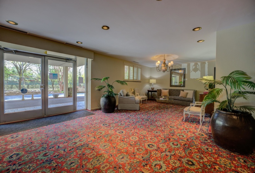 1960 PARKWAY AVE, Memphis, Tennessee 38112, 1 Bedroom Bedrooms, 3 Rooms Rooms,1 BathroomBathrooms,Residential,For Sale,PARKWAY,10219386
