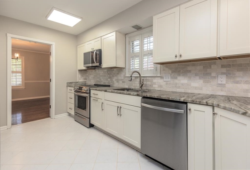 1539 BROOKSIDE DR, Germantown, Tennessee 38138, 4 Bedroom Bedrooms, 8 Room Rooms,3 BathroomBathrooms,Residential,For Sale,BROOKSIDE,0,10219390