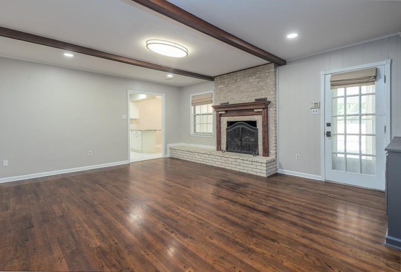 1539 BROOKSIDE DR, Germantown, Tennessee 38138, 4 Bedroom Bedrooms, 8 Room Rooms,3 BathroomBathrooms,Residential,For Sale,BROOKSIDE,0,10219390