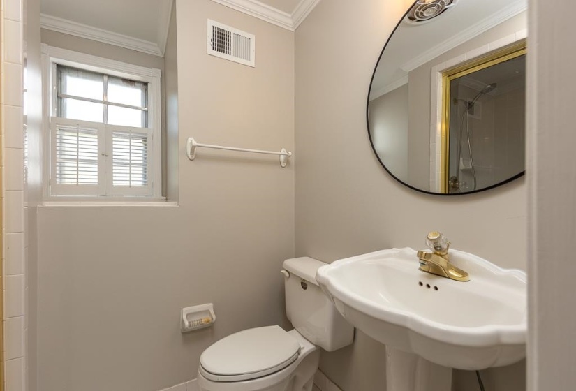 1539 BROOKSIDE DR, Germantown, Tennessee 38138, 4 Bedroom Bedrooms, 8 Room Rooms,3 BathroomBathrooms,Residential,For Sale,BROOKSIDE,0,10219390