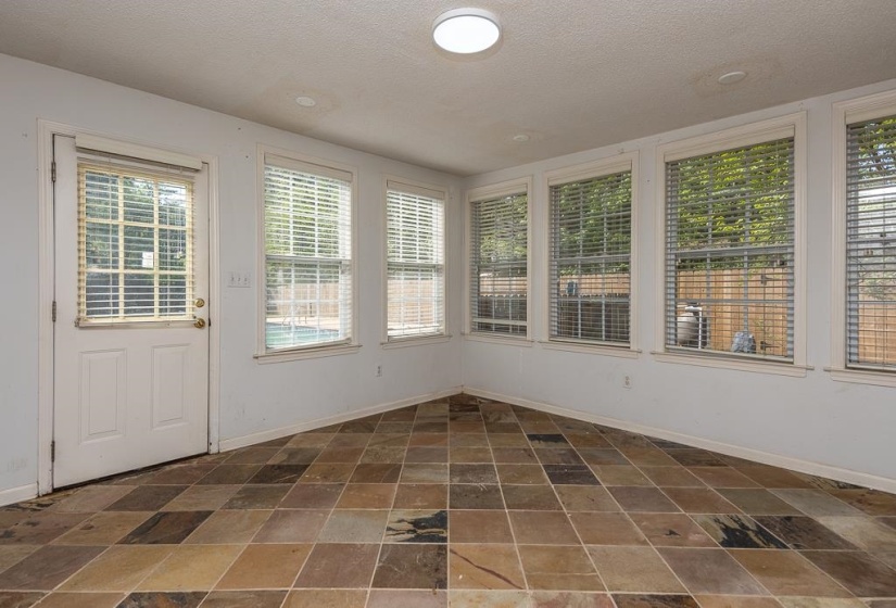 1539 BROOKSIDE DR, Germantown, Tennessee 38138, 4 Bedroom Bedrooms, 8 Room Rooms,3 BathroomBathrooms,Residential,For Sale,BROOKSIDE,0,10219390