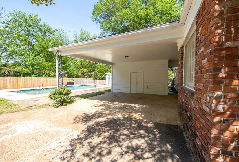 1539 BROOKSIDE DR, Germantown, Tennessee 38138, 4 Bedroom Bedrooms, 8 Room Rooms,3 BathroomBathrooms,Residential,For Sale,BROOKSIDE,0,10219390