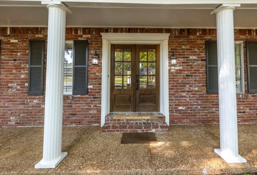 1539 BROOKSIDE DR, Germantown, Tennessee 38138, 4 Bedroom Bedrooms, 8 Room Rooms,3 BathroomBathrooms,Residential,For Sale,BROOKSIDE,0,10219390
