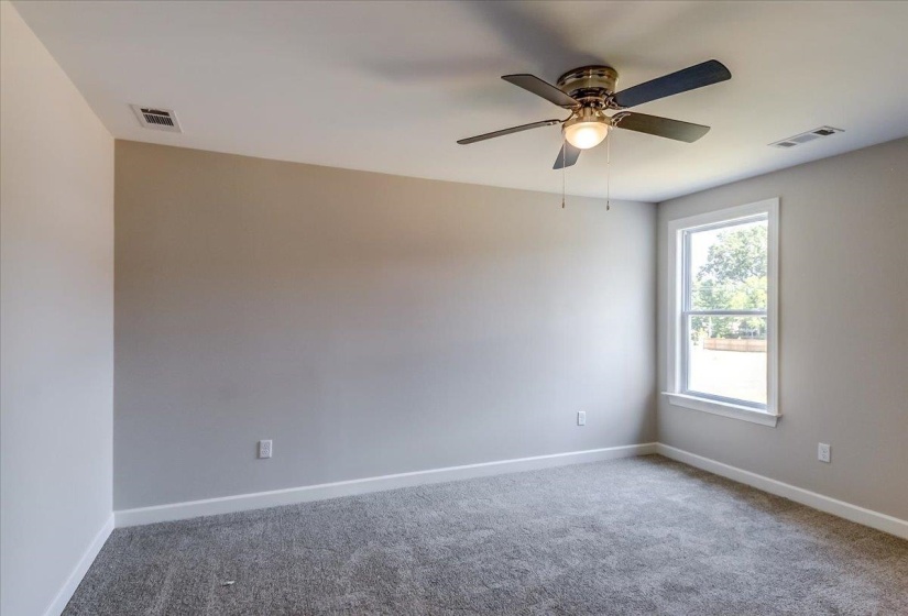 5310 THUNDERBOLT CV, Lakeland, Tennessee 38002, 5 Bedroom Bedrooms, 2 Room Rooms,4.1 BathroomBathrooms,Residential,For Sale,THUNDERBOLT,0,10219392