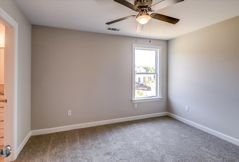 5310 THUNDERBOLT CV, Lakeland, Tennessee 38002, 5 Bedroom Bedrooms, 2 Room Rooms,4.1 BathroomBathrooms,Residential,For Sale,THUNDERBOLT,0,10219392