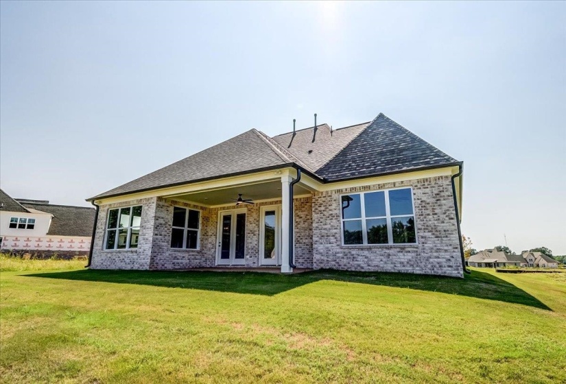 5310 THUNDERBOLT CV, Lakeland, Tennessee 38002, 5 Bedroom Bedrooms, 2 Room Rooms,4.1 BathroomBathrooms,Residential,For Sale,THUNDERBOLT,0,10219392