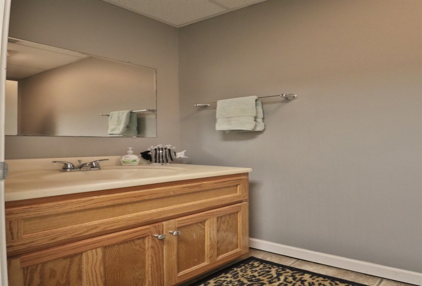 390 QUARRY HOLLOW PT, Savannah, Tennessee 38372, 4 Bedroom Bedrooms, 12 Room Rooms,4.1 BathroomBathrooms,Residential,For Sale,QUARRY HOLLOW,0,10219400