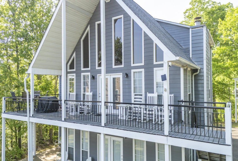 390 QUARRY HOLLOW PT, Savannah, Tennessee 38372, 4 Bedroom Bedrooms, 12 Room Rooms,4.1 BathroomBathrooms,Residential,For Sale,QUARRY HOLLOW,0,10219400