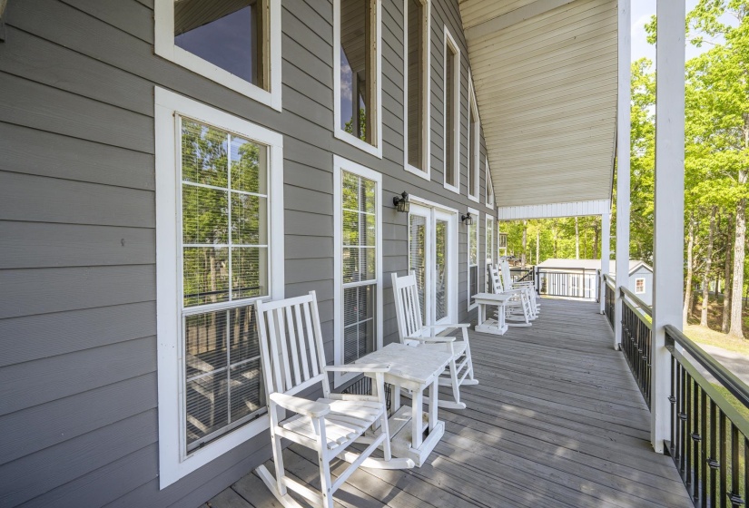 390 QUARRY HOLLOW PT, Savannah, Tennessee 38372, 4 Bedroom Bedrooms, 12 Room Rooms,4.1 BathroomBathrooms,Residential,For Sale,QUARRY HOLLOW,0,10219400