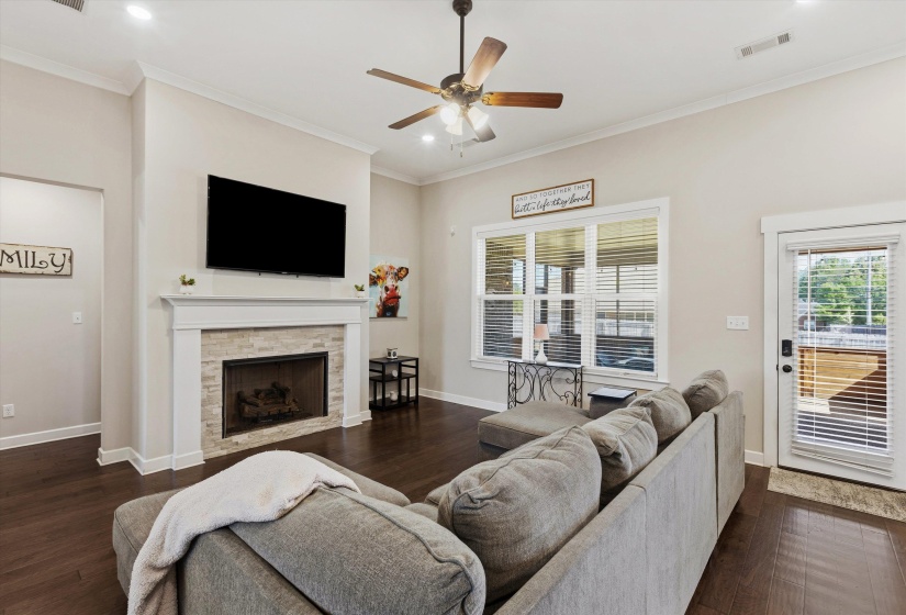 6424 SALLOWS CV, Bartlett, Tennessee 38135, 4 Bedrooms Bedrooms, 9 Rooms Rooms,3.1 BathroomsBathrooms,Residential,For Sale,SALLOWS,10219402