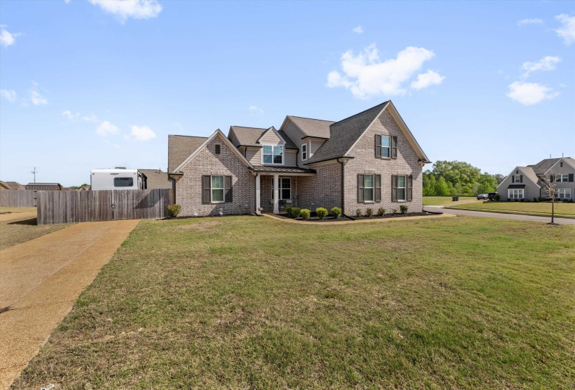 6424 SALLOWS CV, Bartlett, Tennessee 38135, 4 Bedrooms Bedrooms, 9 Rooms Rooms,3.1 BathroomsBathrooms,Residential,For Sale,SALLOWS,10219402