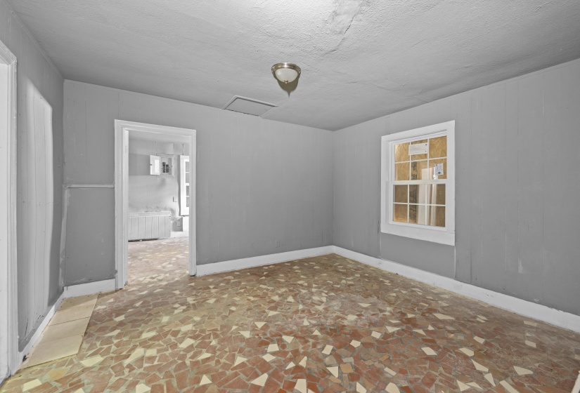 3066 REDBUD RD, Memphis, Tennessee 38109, 3 Bedrooms Bedrooms, 7 Rooms Rooms,2 BathroomsBathrooms,Residential,For Sale,REDBUD,10219403