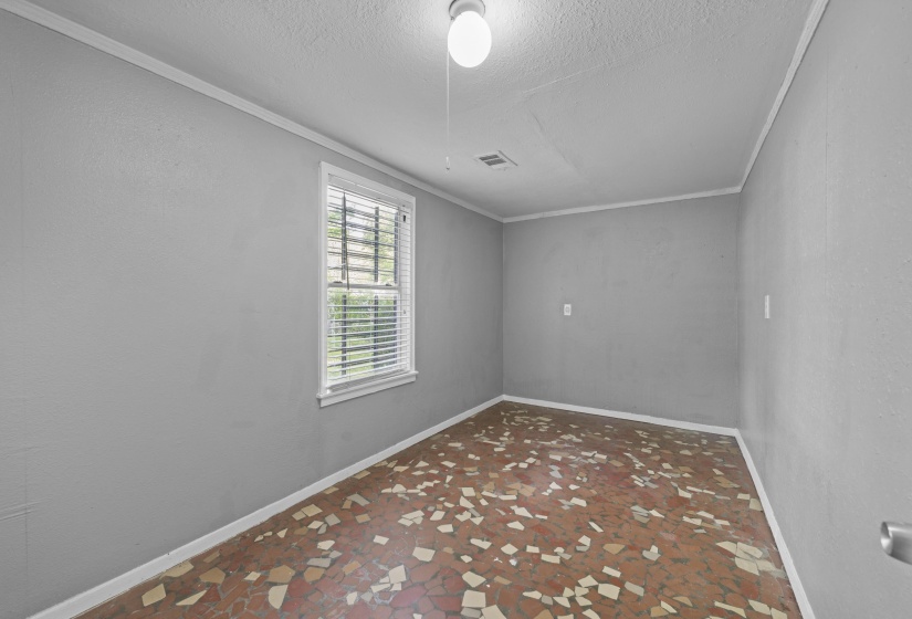 3066 REDBUD RD, Memphis, Tennessee 38109, 3 Bedrooms Bedrooms, 7 Rooms Rooms,2 BathroomsBathrooms,Residential,For Sale,REDBUD,10219403