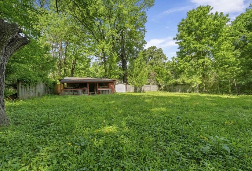 3066 REDBUD RD, Memphis, Tennessee 38109, 3 Bedrooms Bedrooms, 7 Rooms Rooms,2 BathroomsBathrooms,Residential,For Sale,REDBUD,10219403