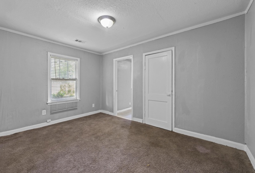 3066 REDBUD RD, Memphis, Tennessee 38109, 3 Bedrooms Bedrooms, 7 Rooms Rooms,2 BathroomsBathrooms,Residential,For Sale,REDBUD,10219403