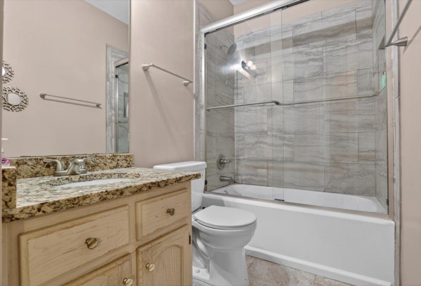 6220 DAYBREAK DR, Bartlett, Tennessee 38135, 3 Bedrooms Bedrooms, 9 Rooms Rooms,2.1 BathroomsBathrooms,Residential,For Sale,DAYBREAK,10219407