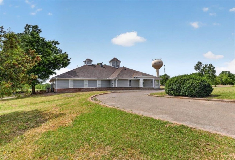 6220 DAYBREAK DR, Bartlett, Tennessee 38135, 3 Bedrooms Bedrooms, 9 Rooms Rooms,2.1 BathroomsBathrooms,Residential,For Sale,DAYBREAK,10219407