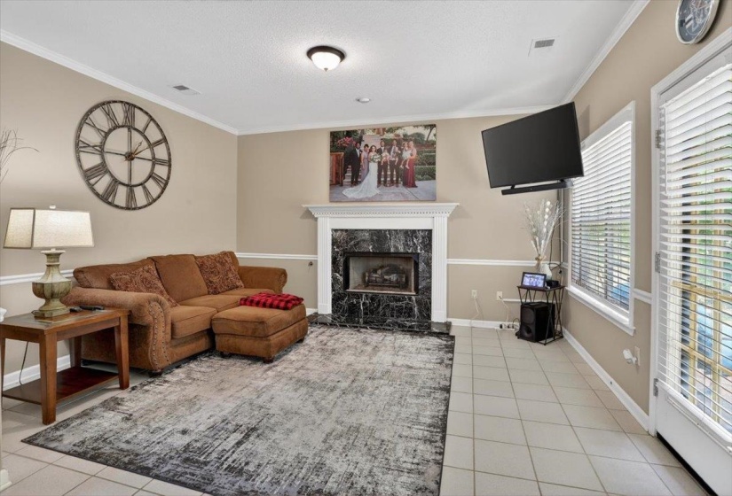 6220 DAYBREAK DR, Bartlett, Tennessee 38135, 3 Bedrooms Bedrooms, 9 Rooms Rooms,2.1 BathroomsBathrooms,Residential,For Sale,DAYBREAK,10219407