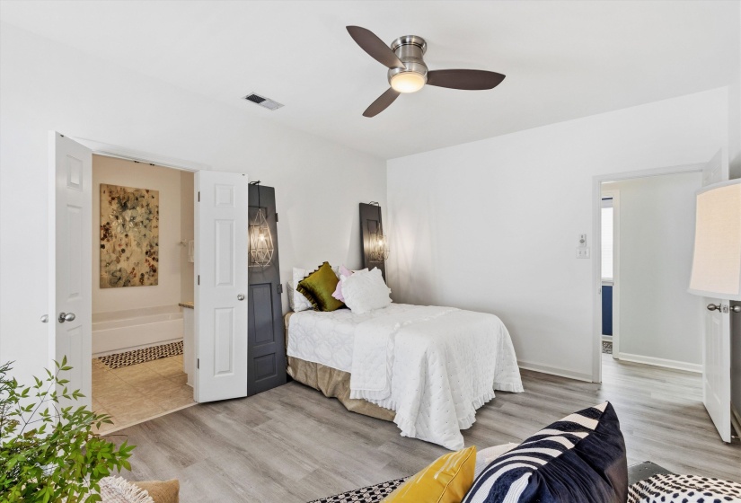 1182 ISLE VIEW DR, Memphis, Tennessee 38103, 3 Bedrooms Bedrooms, 6 Rooms Rooms,2.1 BathroomsBathrooms,Residential,For Sale,ISLE VIEW,10219409