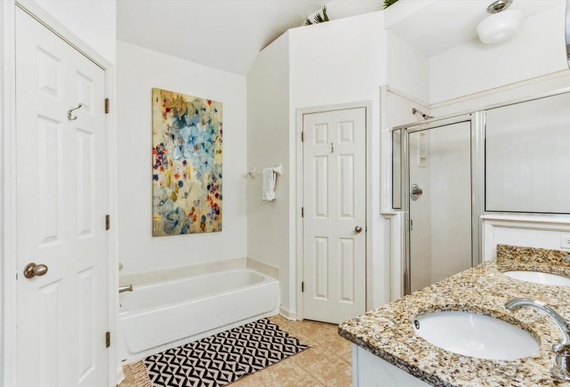 1182 ISLE VIEW DR, Memphis, Tennessee 38103, 3 Bedrooms Bedrooms, 6 Rooms Rooms,2.1 BathroomsBathrooms,Residential,For Sale,ISLE VIEW,10219409