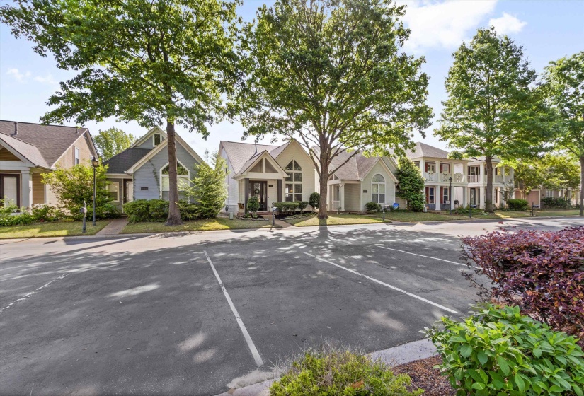 1182 ISLE VIEW DR, Memphis, Tennessee 38103, 3 Bedrooms Bedrooms, 6 Rooms Rooms,2.1 BathroomsBathrooms,Residential,For Sale,ISLE VIEW,10219409