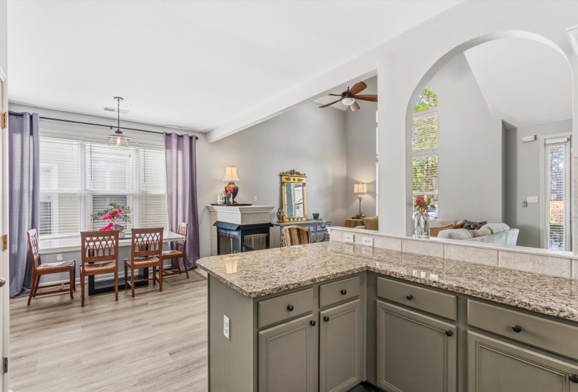 1182 ISLE VIEW DR, Memphis, Tennessee 38103, 3 Bedrooms Bedrooms, 6 Rooms Rooms,2.1 BathroomsBathrooms,Residential,For Sale,ISLE VIEW,10219409