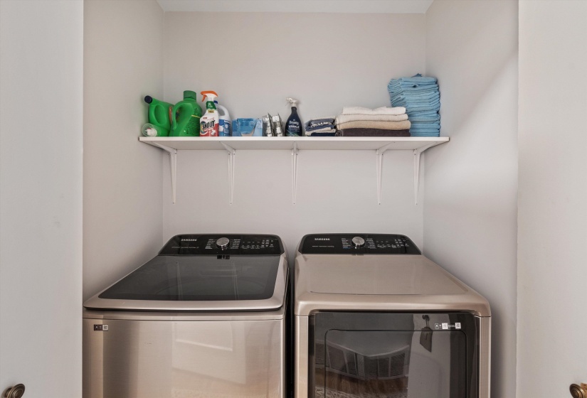 37 CENTURY ST, Memphis, Tennessee 38111, 3 Bedrooms Bedrooms, 8 Rooms Rooms,2 BathroomsBathrooms,Residential,For Sale,CENTURY,10219411