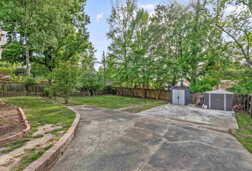 37 CENTURY ST, Memphis, Tennessee 38111, 3 Bedrooms Bedrooms, 8 Rooms Rooms,2 BathroomsBathrooms,Residential,For Sale,CENTURY,10219411