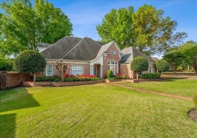 3350 WINNERS CIR, Germantown, Tennessee 38138, 4 Bedrooms Bedrooms, 9 Rooms Rooms,4.1 BathroomsBathrooms,Residential,For Sale,WINNERS,10219416