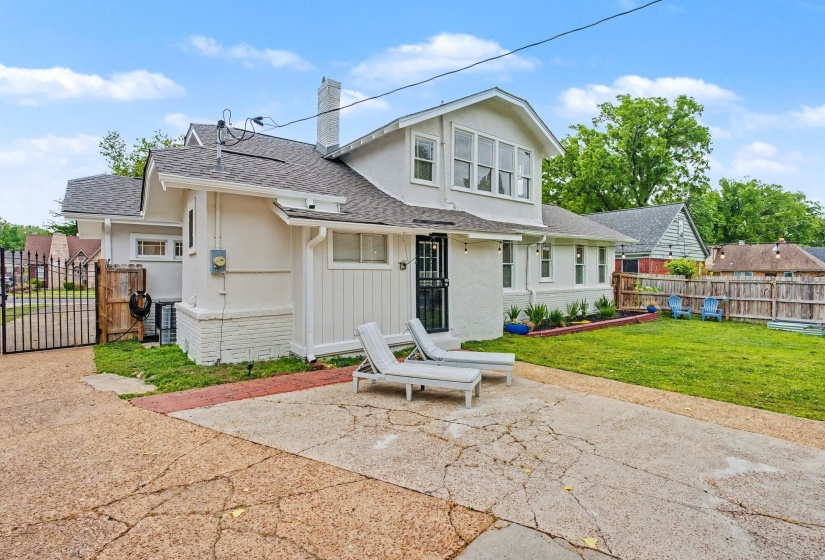 1825 FOSTER AVE, Memphis, Tennessee 38114, 3 Bedrooms Bedrooms, 2 Rooms Rooms,3 BathroomsBathrooms,Residential,For Sale,FOSTER,10219418