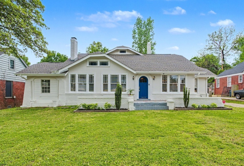 1825 FOSTER AVE, Memphis, Tennessee 38114, 3 Bedrooms Bedrooms, 2 Rooms Rooms,3 BathroomsBathrooms,Residential,For Sale,FOSTER,10219418