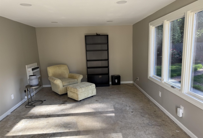 3630 HIGHLAND PARK PL, Memphis, Tennessee 38111, 3 Bedroom Bedrooms, 7 Room Rooms,2 BathroomBathrooms,Residential,For Sale,HIGHLAND PARK,0,10219423