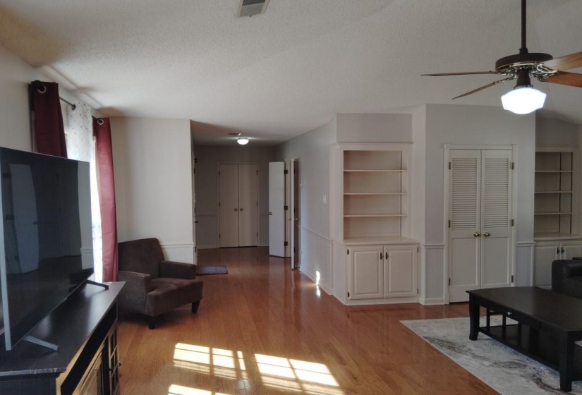 6878 NORHAN CV, Memphis, Tennessee 38119, 4 Bedroom Bedrooms, 9 Room Rooms,2.1 BathroomBathrooms,Residential,For Sale,NORHAN,0,10219444