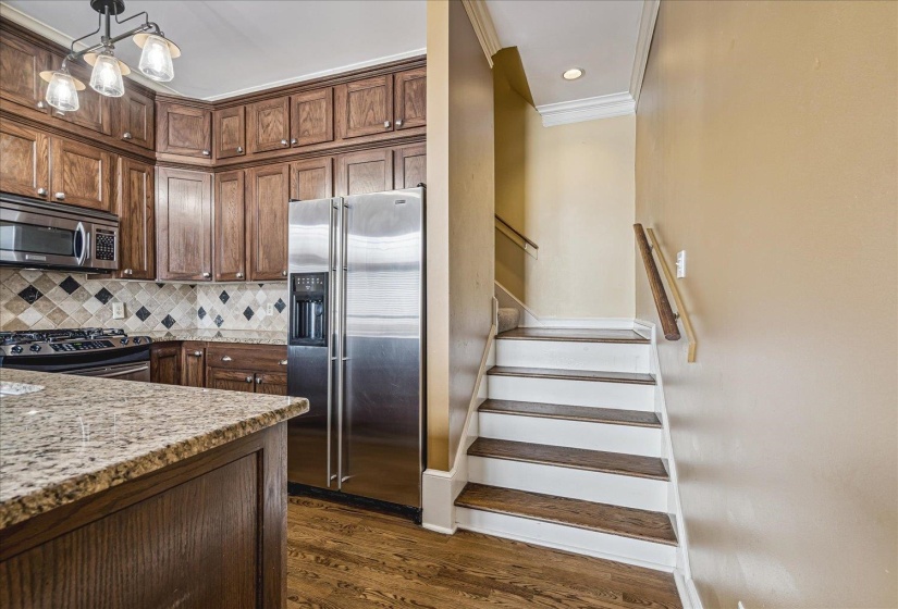 958 HARBOR VIEW DR, Memphis, Tennessee 38103, 3 Bedrooms Bedrooms, 6 Rooms Rooms,3 BathroomsBathrooms,Residential,For Sale,HARBOR VIEW,10219449