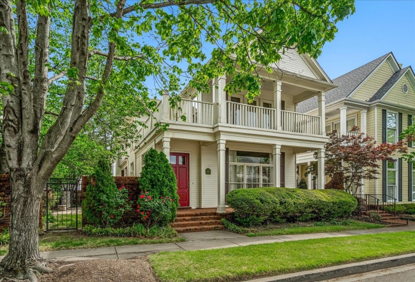 958 HARBOR VIEW DR, Memphis, Tennessee 38103, 3 Bedrooms Bedrooms, 6 Rooms Rooms,3 BathroomsBathrooms,Residential,For Sale,HARBOR VIEW,10219449