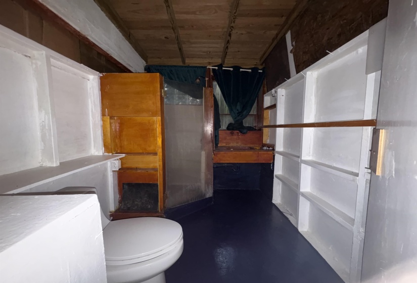 1637 LINDEN AVE, Memphis, Tennessee 38104, 3 Bedroom Bedrooms, 5 Room Rooms,2 BathroomBathrooms,Residential,For Sale,LINDEN,0,10219433