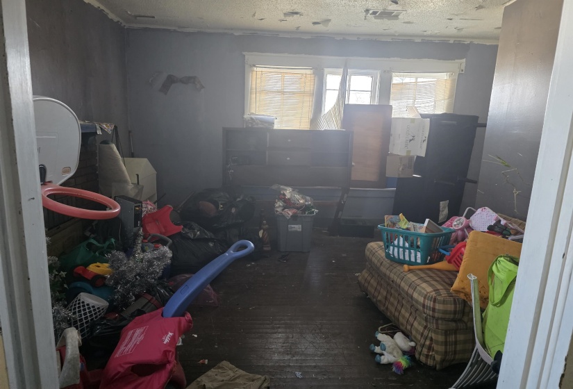 599 LESTER ST, Memphis, Tennessee 38112, 3 Bedrooms Bedrooms, 6 Rooms Rooms,1 BathroomBathrooms,Residential,For Sale,LESTER,10218872