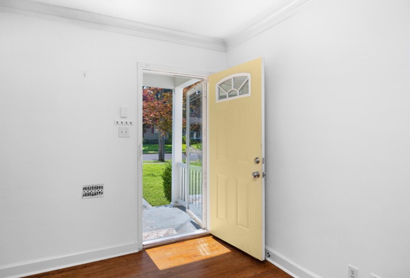 95 MARNE ST, Memphis, Tennessee 38111, 2 Bedrooms Bedrooms, 6 Rooms Rooms,2 BathroomsBathrooms,Residential,For Sale,MARNE,10219457