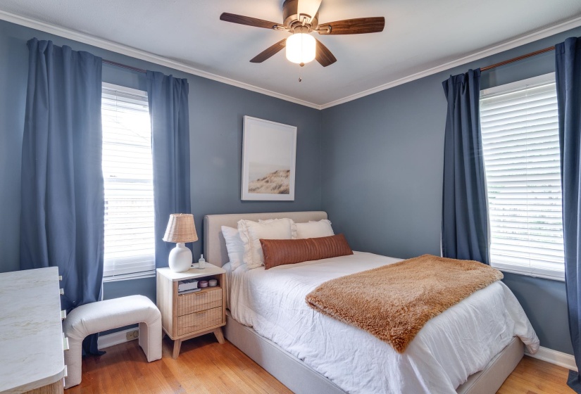4952 MOCKINGBIRD LN, Memphis, Tennessee 38117, 3 Bedrooms Bedrooms, 7 Rooms Rooms,1.1 BathroomsBathrooms,Residential,For Sale,MOCKINGBIRD,10219460