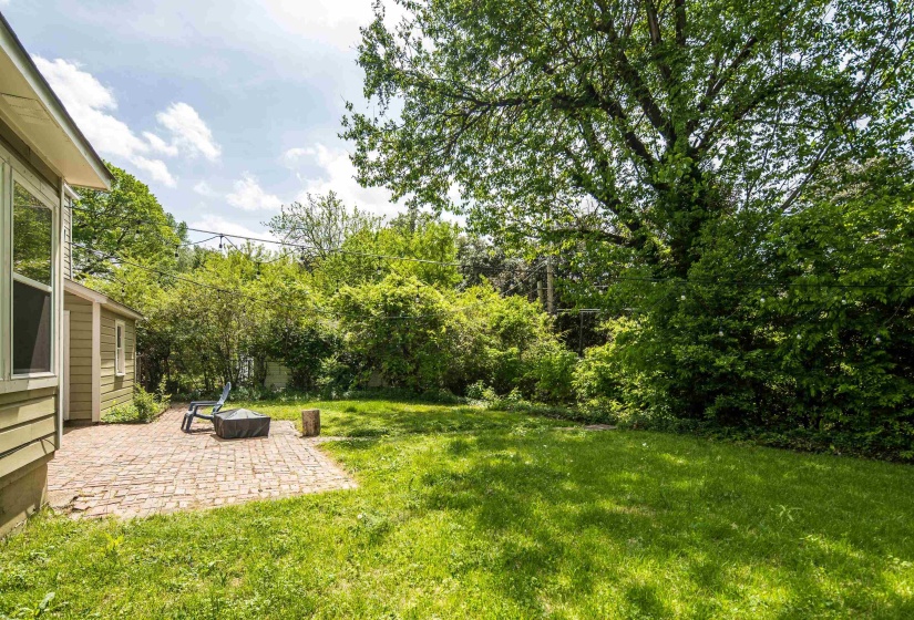 59 ASHLAWN RD, Memphis, Tennessee 38112, 3 Bedrooms Bedrooms, 7 Rooms Rooms,1.1 BathroomsBathrooms,Residential,For Sale,ASHLAWN,10219475