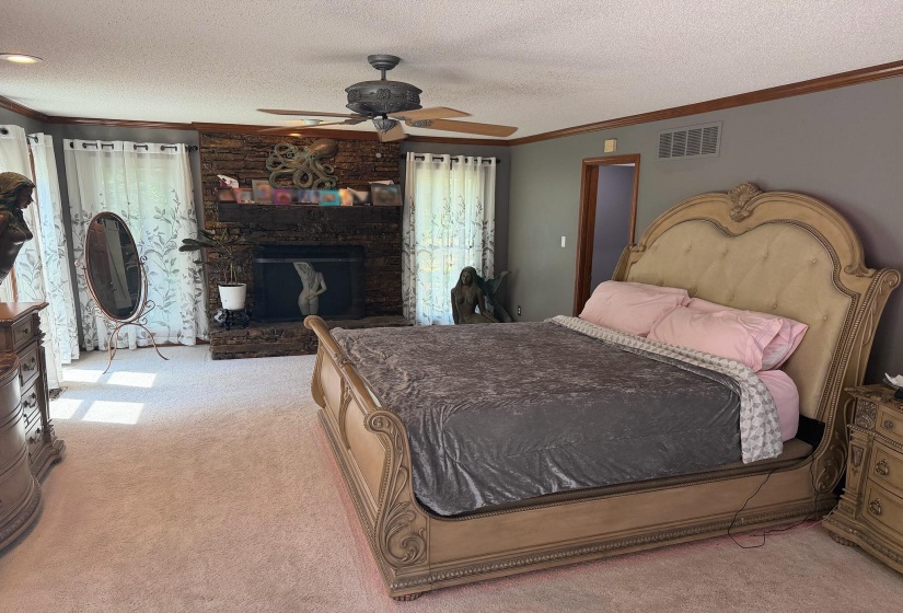1765 NOTTINGHAM DR, Southaven, Mississippi 38671, 6 Bedroom Bedrooms, 14 Room Rooms,6.1 BathroomBathrooms,Residential,For Sale,NOTTINGHAM,0,10219480