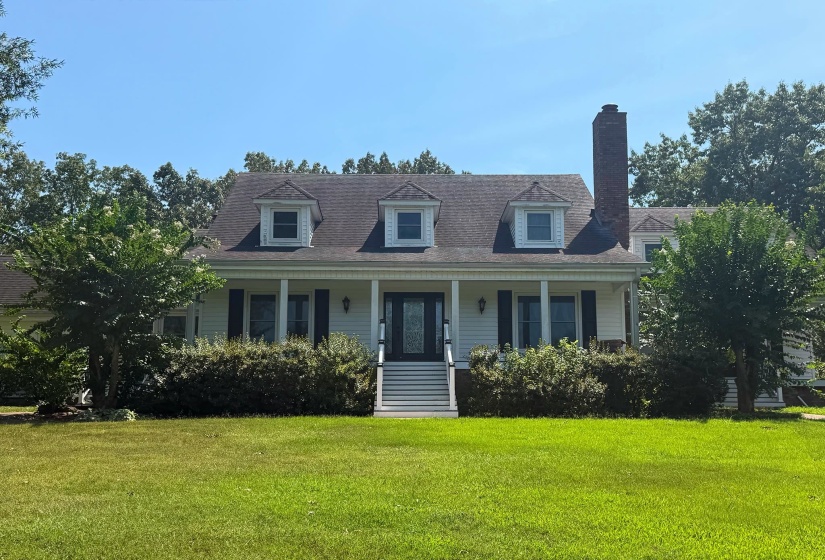 1765 NOTTINGHAM DR, Southaven, Mississippi 38671, 6 Bedroom Bedrooms, 14 Room Rooms,6.1 BathroomBathrooms,Residential,For Sale,NOTTINGHAM,0,10219480