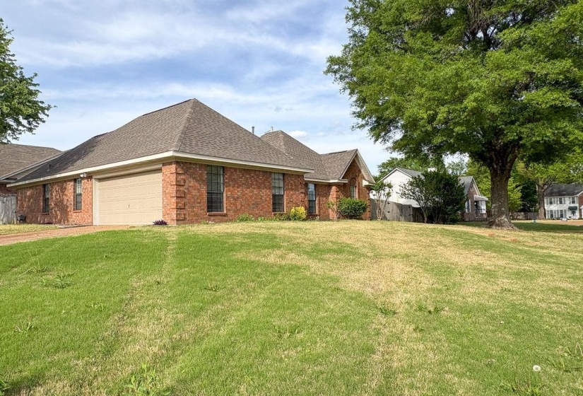 3995 BRITAIN CV, Unincorporated, Tennessee 38135, 3 Bedrooms Bedrooms, 6 Rooms Rooms,2 BathroomsBathrooms,Residential,For Sale,BRITAIN,10219493