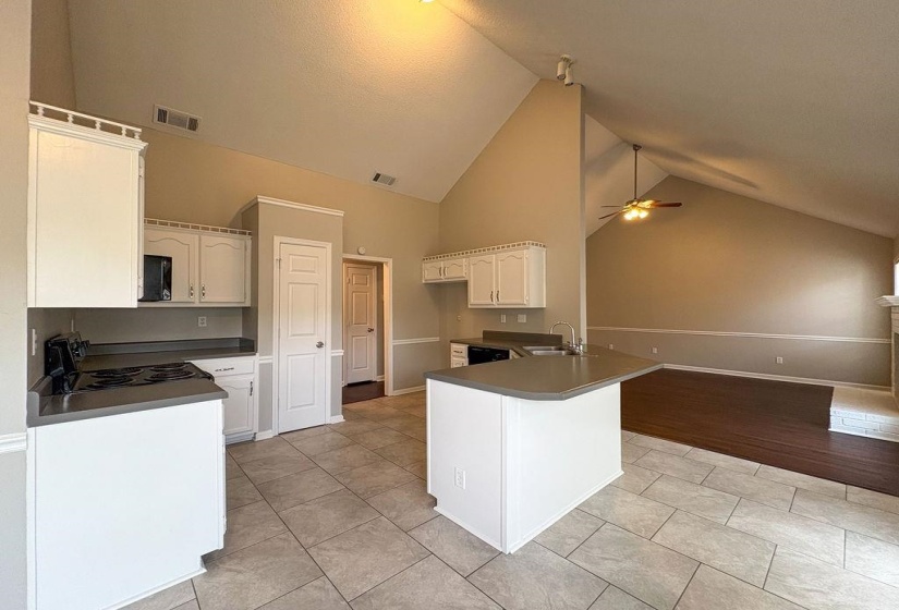 3995 BRITAIN CV, Unincorporated, Tennessee 38135, 3 Bedrooms Bedrooms, 6 Rooms Rooms,2 BathroomsBathrooms,Residential,For Sale,BRITAIN,10219493