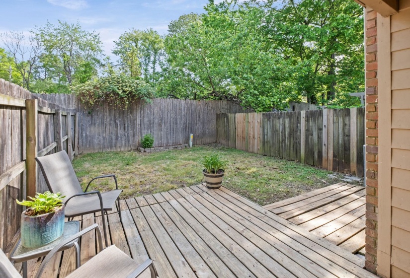 1040 PARK COURT DR, Memphis, Tennessee 38119, 3 Bedrooms Bedrooms, 6 Rooms Rooms,2.1 BathroomsBathrooms,Residential,For Sale,PARK COURT,10219500