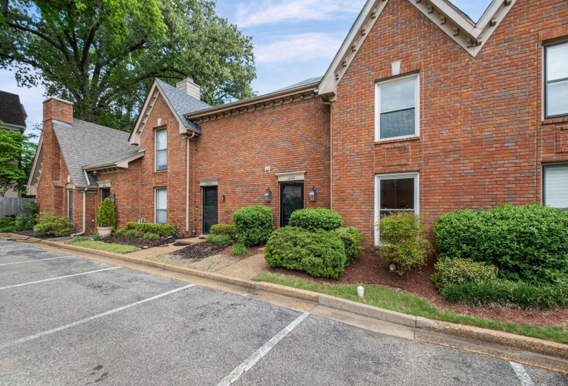 1040 PARK COURT DR, Memphis, Tennessee 38119, 3 Bedrooms Bedrooms, 6 Rooms Rooms,2.1 BathroomsBathrooms,Residential,For Sale,PARK COURT,10219500