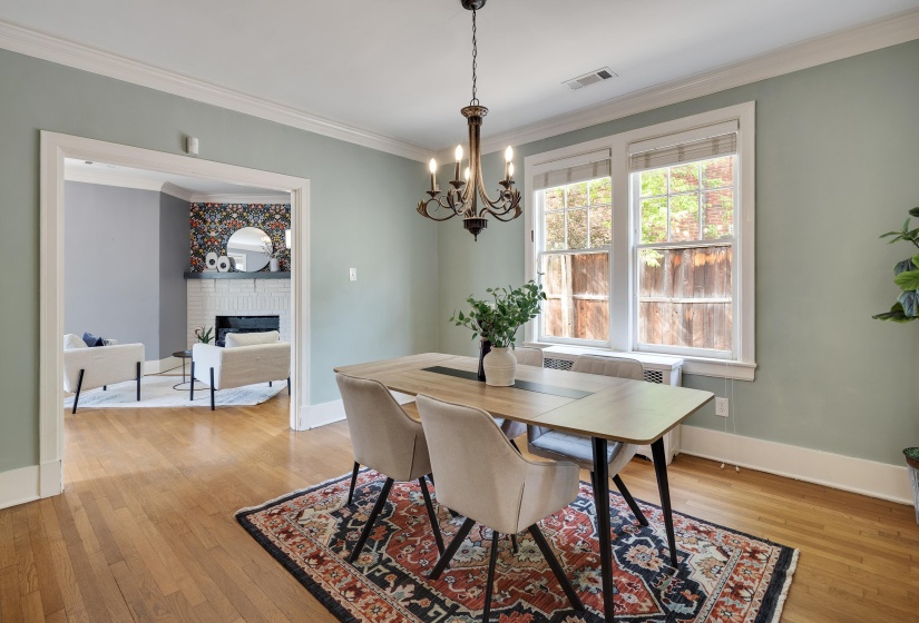 176 CRESTMERE PL, Memphis, Tennessee 38112, 2 Bedrooms Bedrooms, 6 Rooms Rooms,2 BathroomsBathrooms,Residential,For Sale,CRESTMERE,10219503