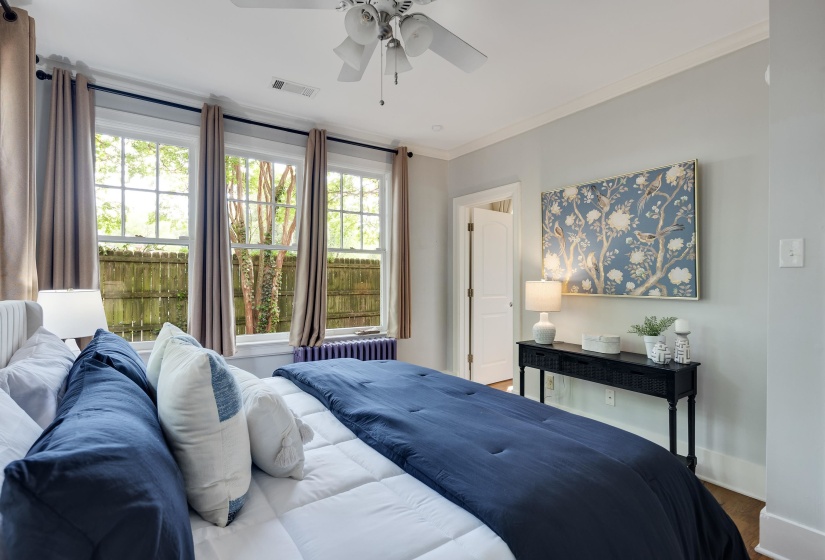 176 CRESTMERE PL, Memphis, Tennessee 38112, 2 Bedrooms Bedrooms, 6 Rooms Rooms,2 BathroomsBathrooms,Residential,For Sale,CRESTMERE,10219503